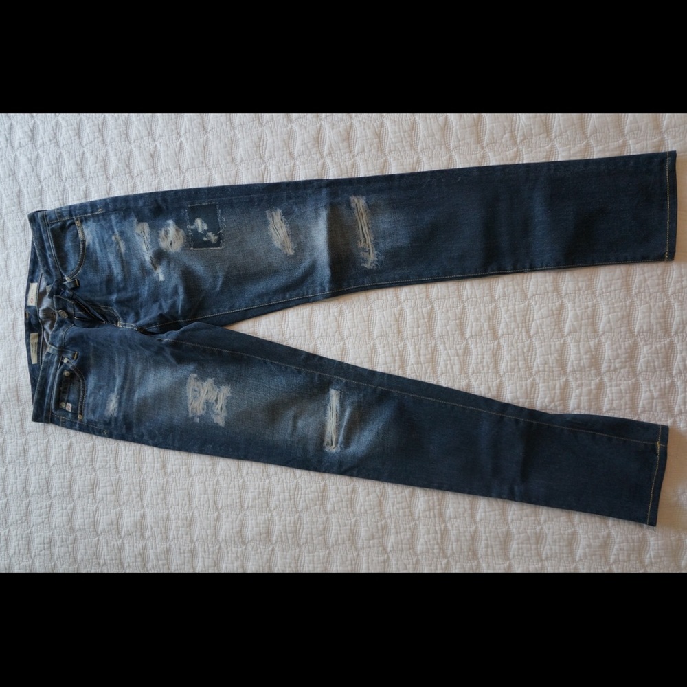 Only worn once AG ripped jeans!
